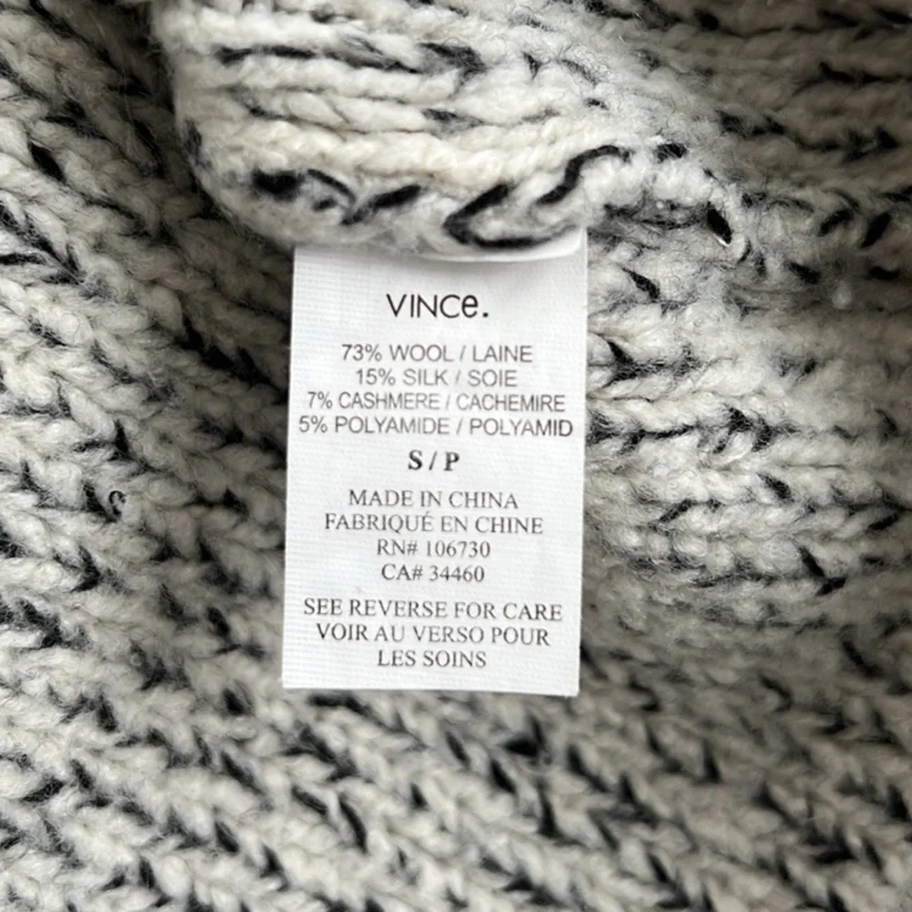 VINCE Wool Blend Sweater Size Small Relaxed Fit Neutral Silk Cashmere Minimalist